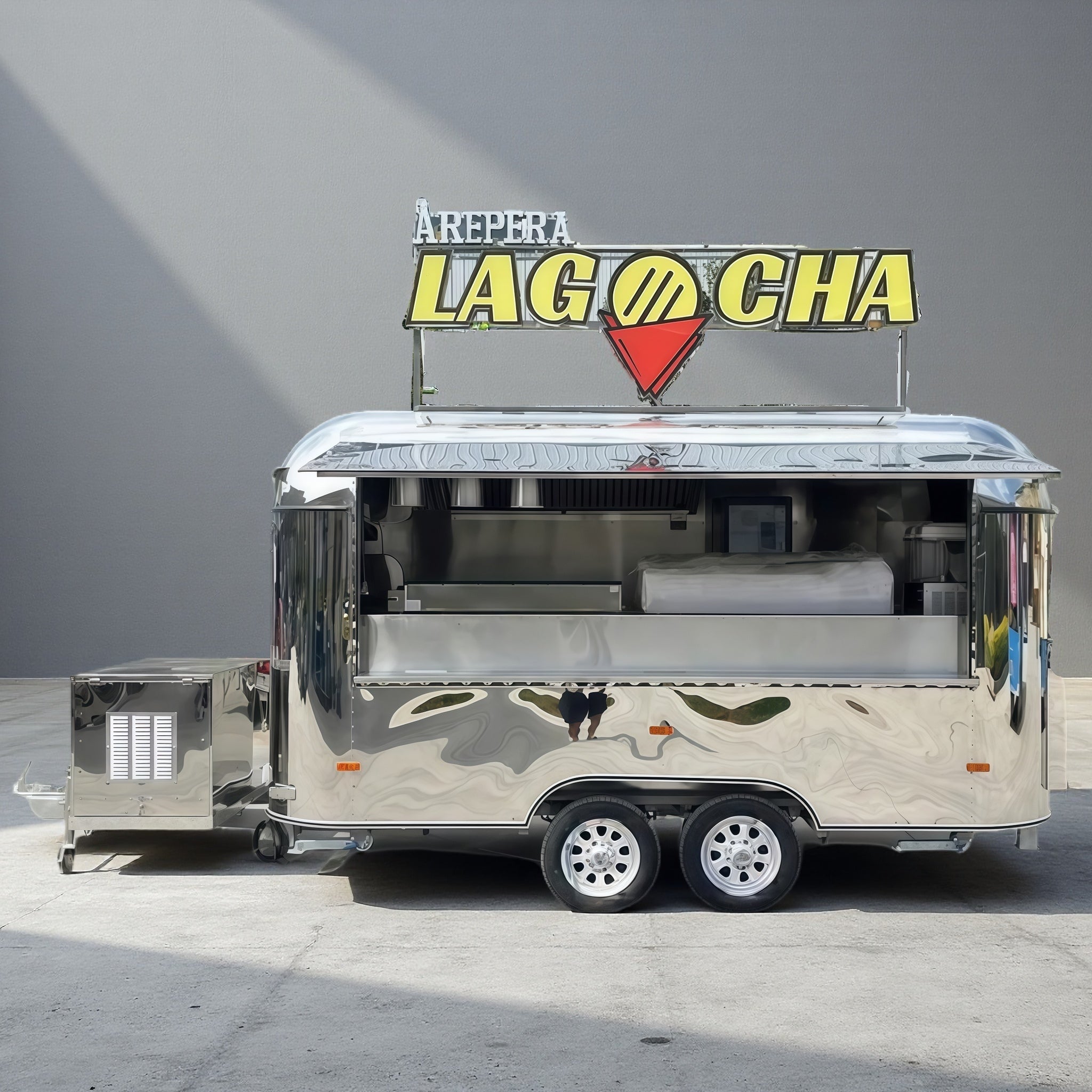 AeroShine R3 - S Food Trailer - REICO