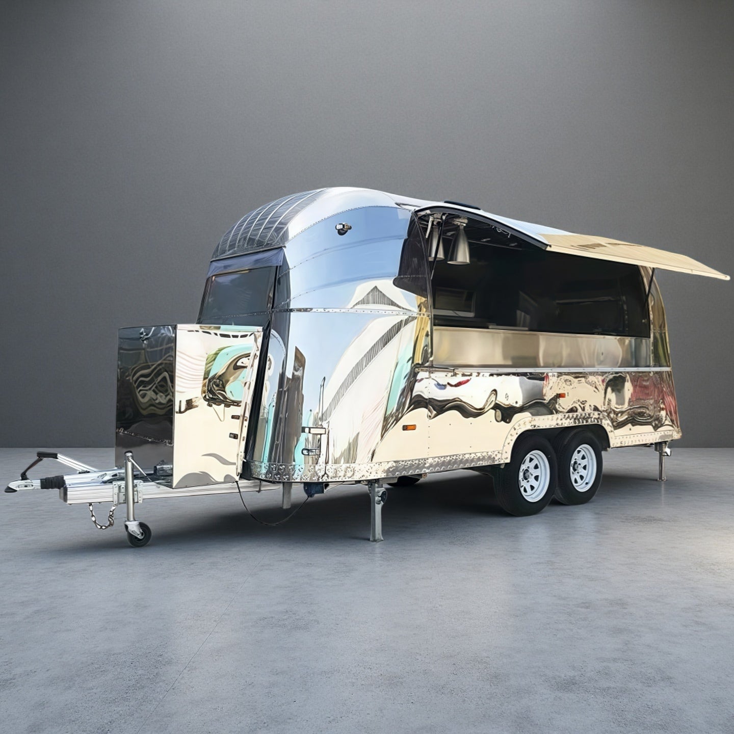 AeroShine R3 - X Food Trailer - REICO