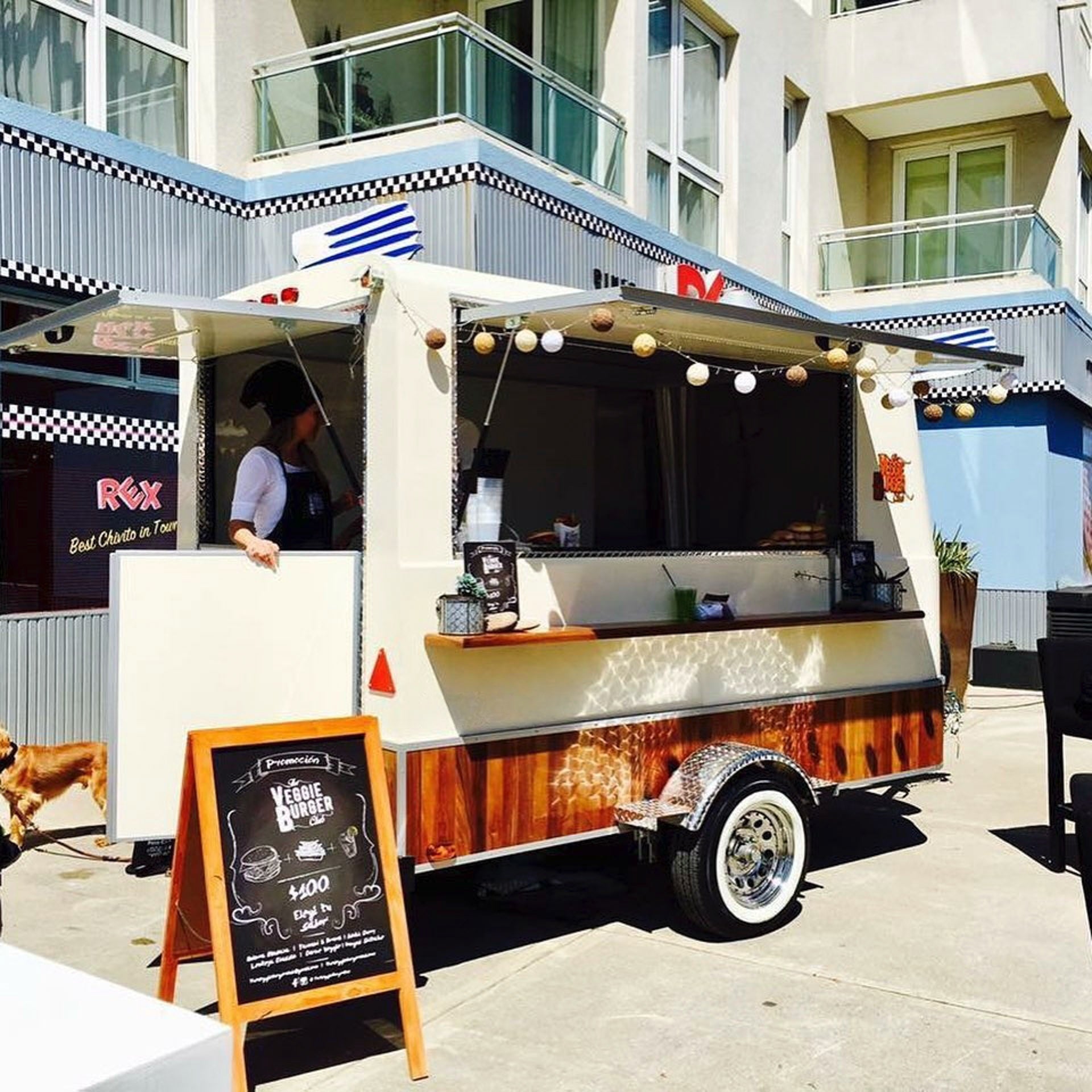 ColorStream R2 - YF Food Trailer - REICO