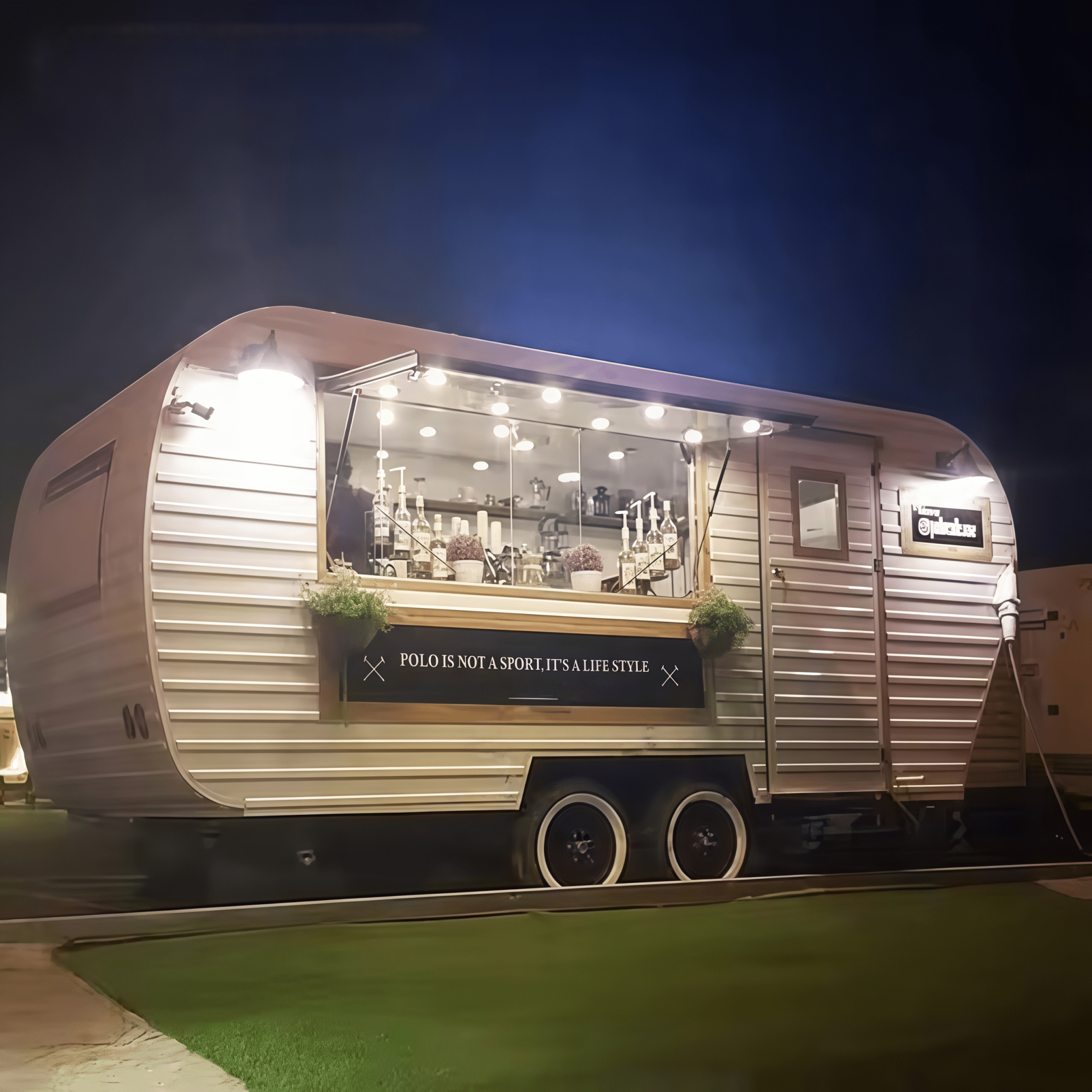 CraftVan R4 - RD Food Trailer - REICO