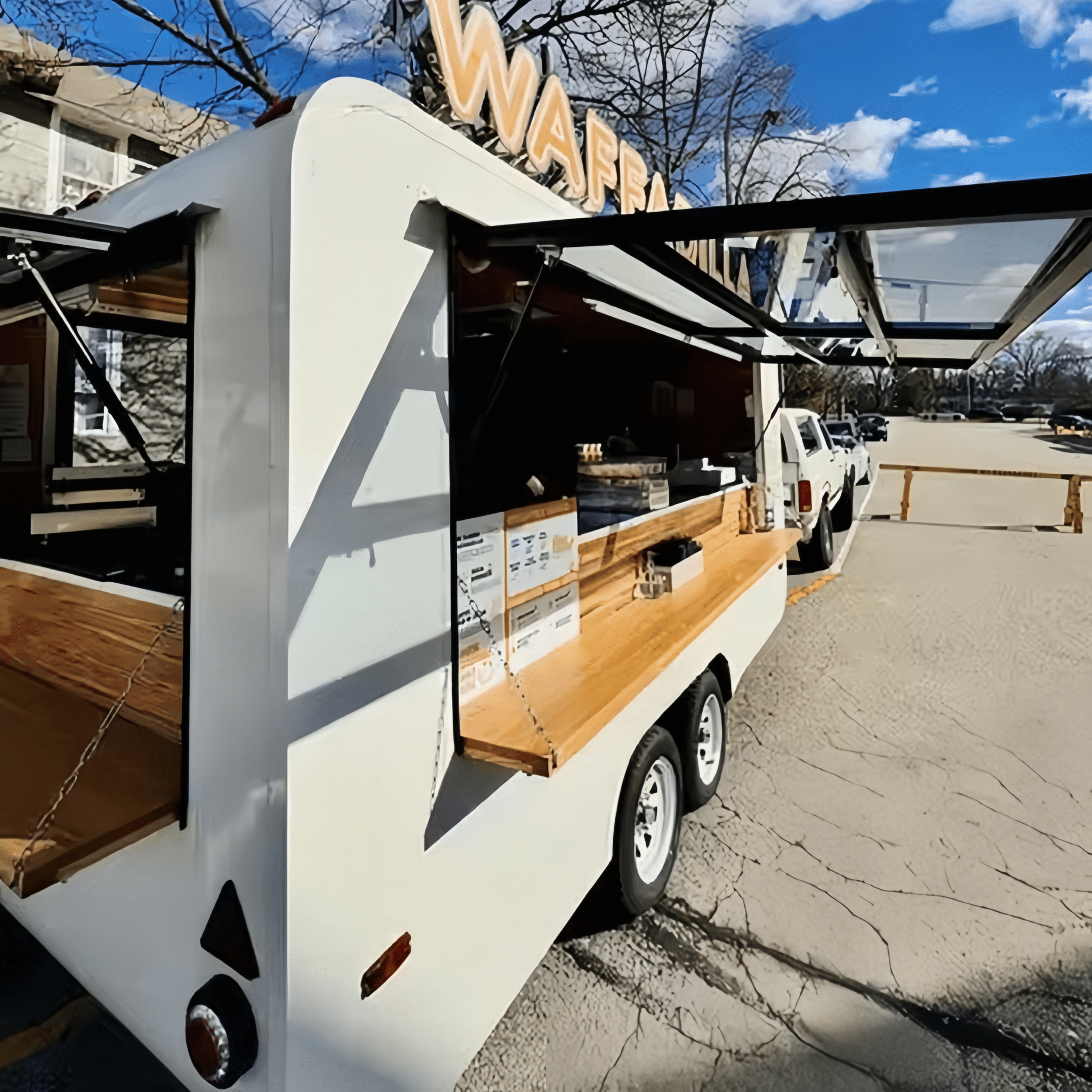 CraftVan R4 - RE Food Trailer - REICO