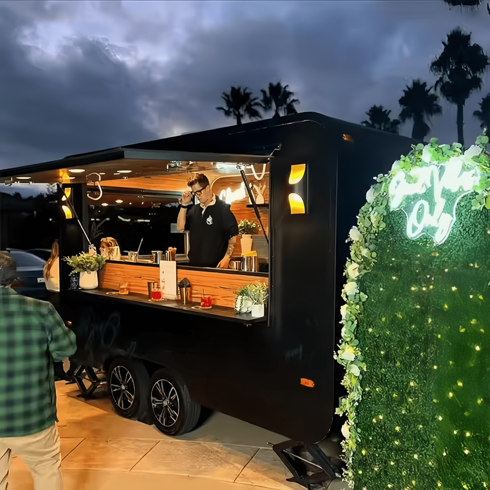 CraftVan R4 - RE Food Trailer - REICO