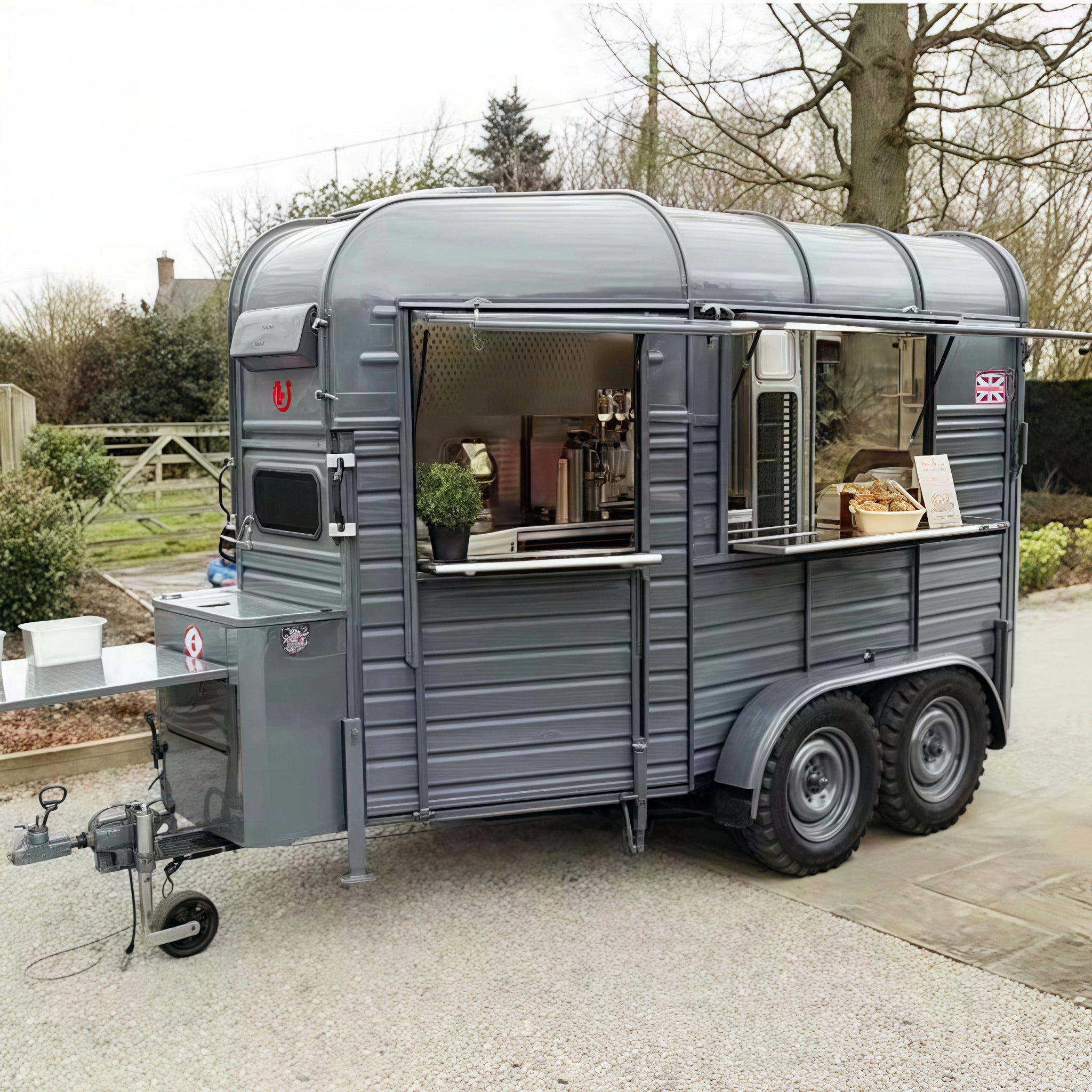 VintageBarrel R8 - SQ Food Trailer - REICO