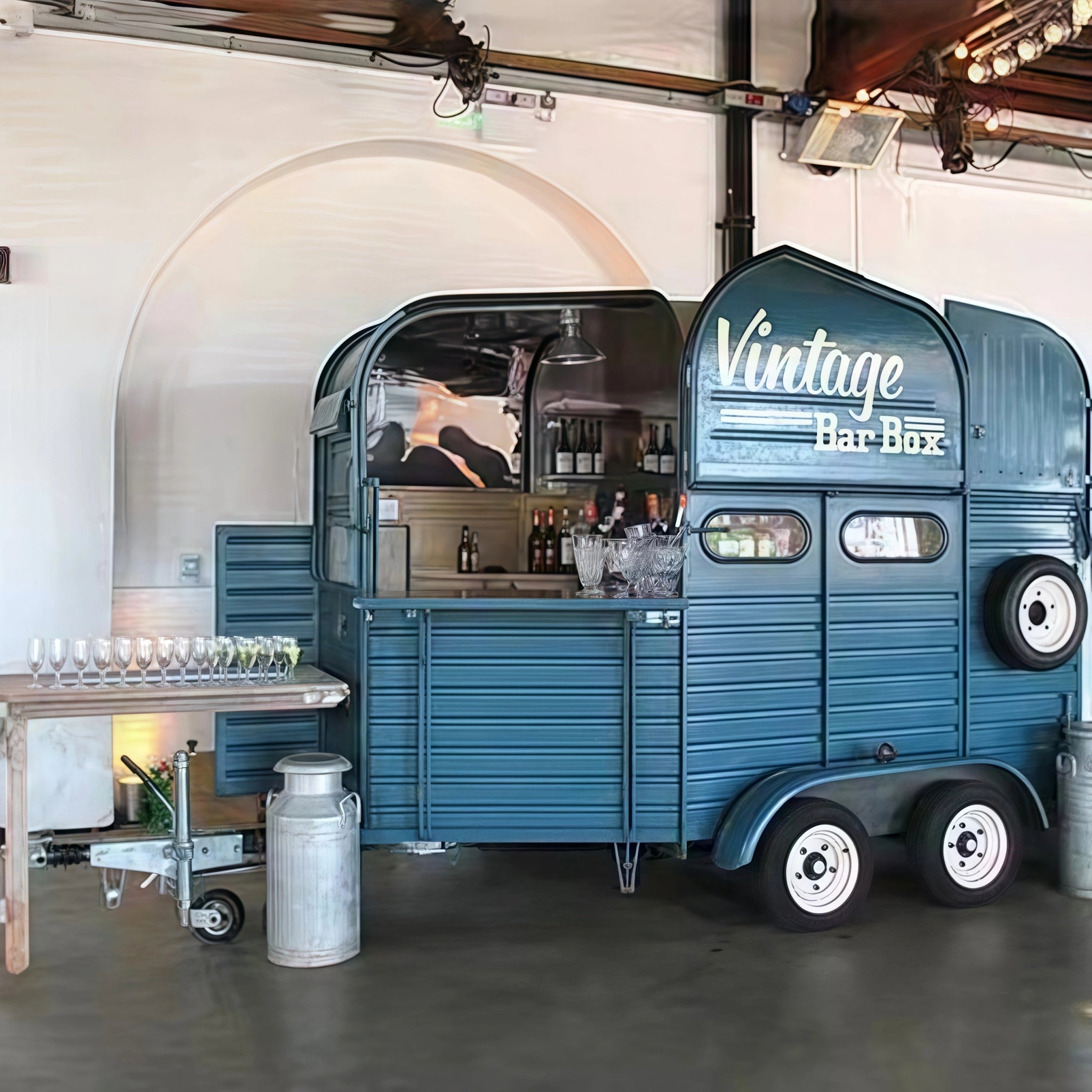VintageBarrel R8 - SQ Food Trailer - REICO