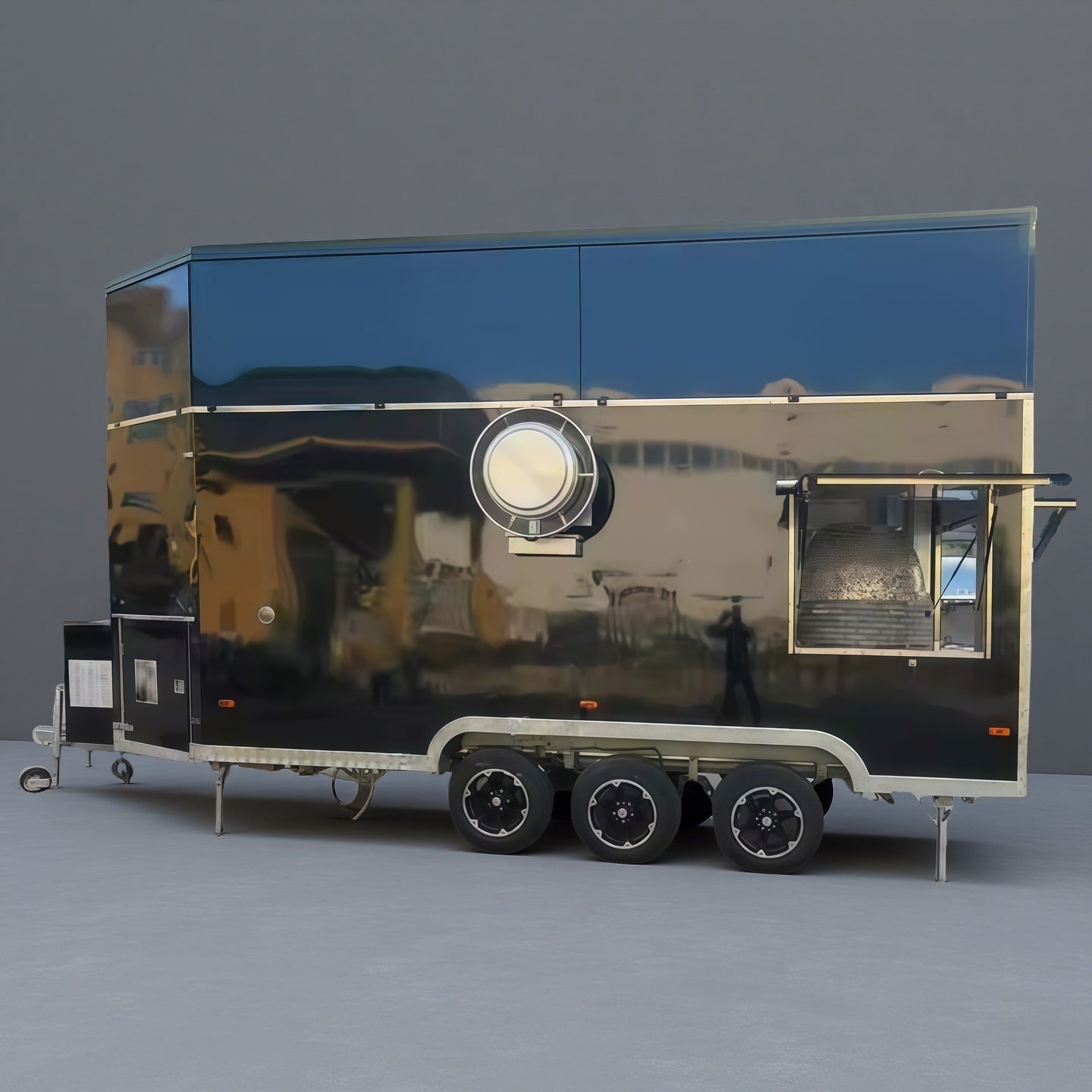 UrbanBox R1 - DD Food Trailer - REICO